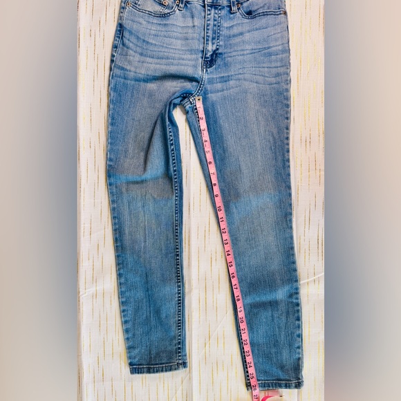 Calvin Klein Women's Denim Blue Jeans Slim Fit Stretch - Picture 2 of 5